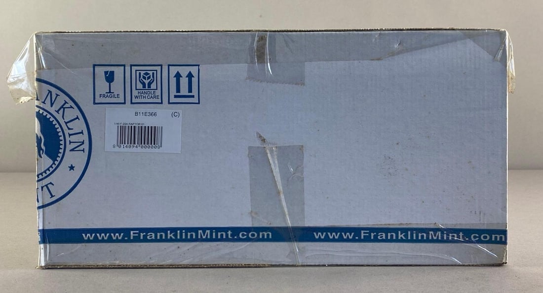 Franklin Mint F-22A Raptor 01 Jet (1 of 3)