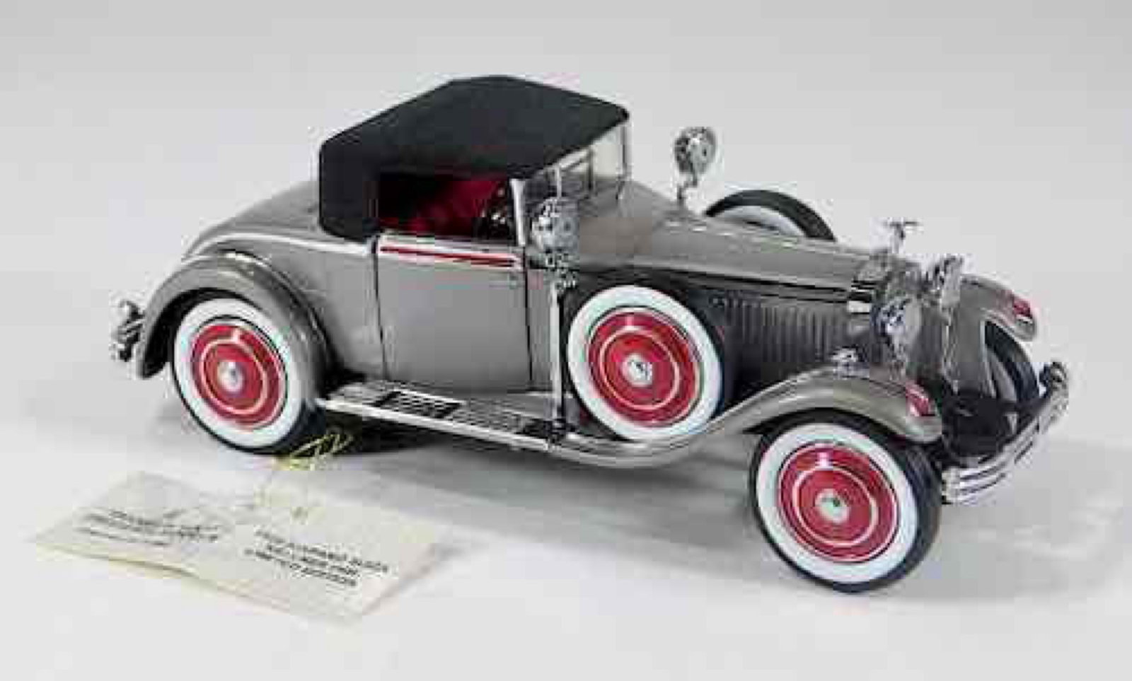Franklin Mint LE Hispano Suiza H6B Kellner: Die-cast, 1/24 scale, limited edition No. 1025 of 1500, in original box and shipping box with COA, box measures 7 inches H x 7 inches W x 12 inches D