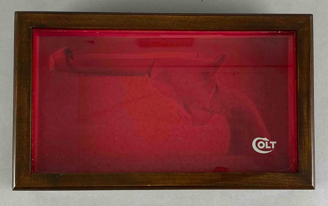 Colt Firearms Velvet Liner Wood Display Case (1 of 3)