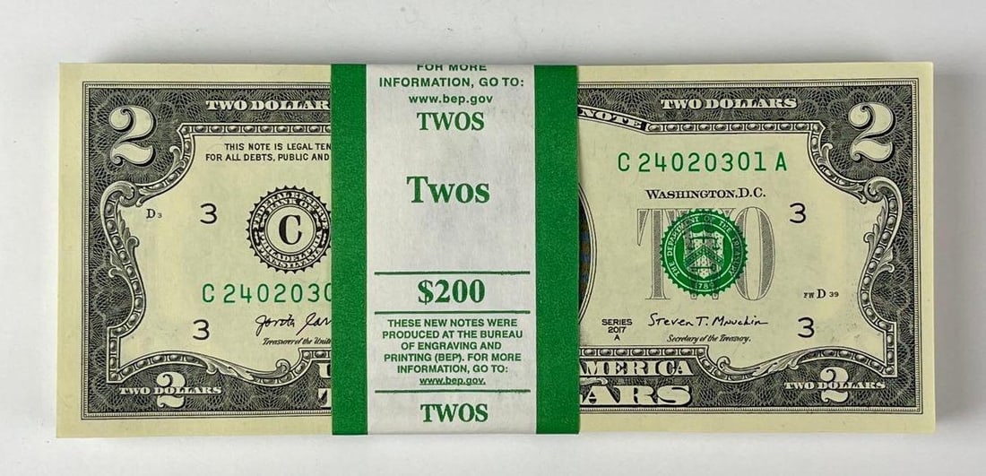 Group of 100 2017 US Mint $2 Consecutive Serial Numbered Bills (1 of 2)