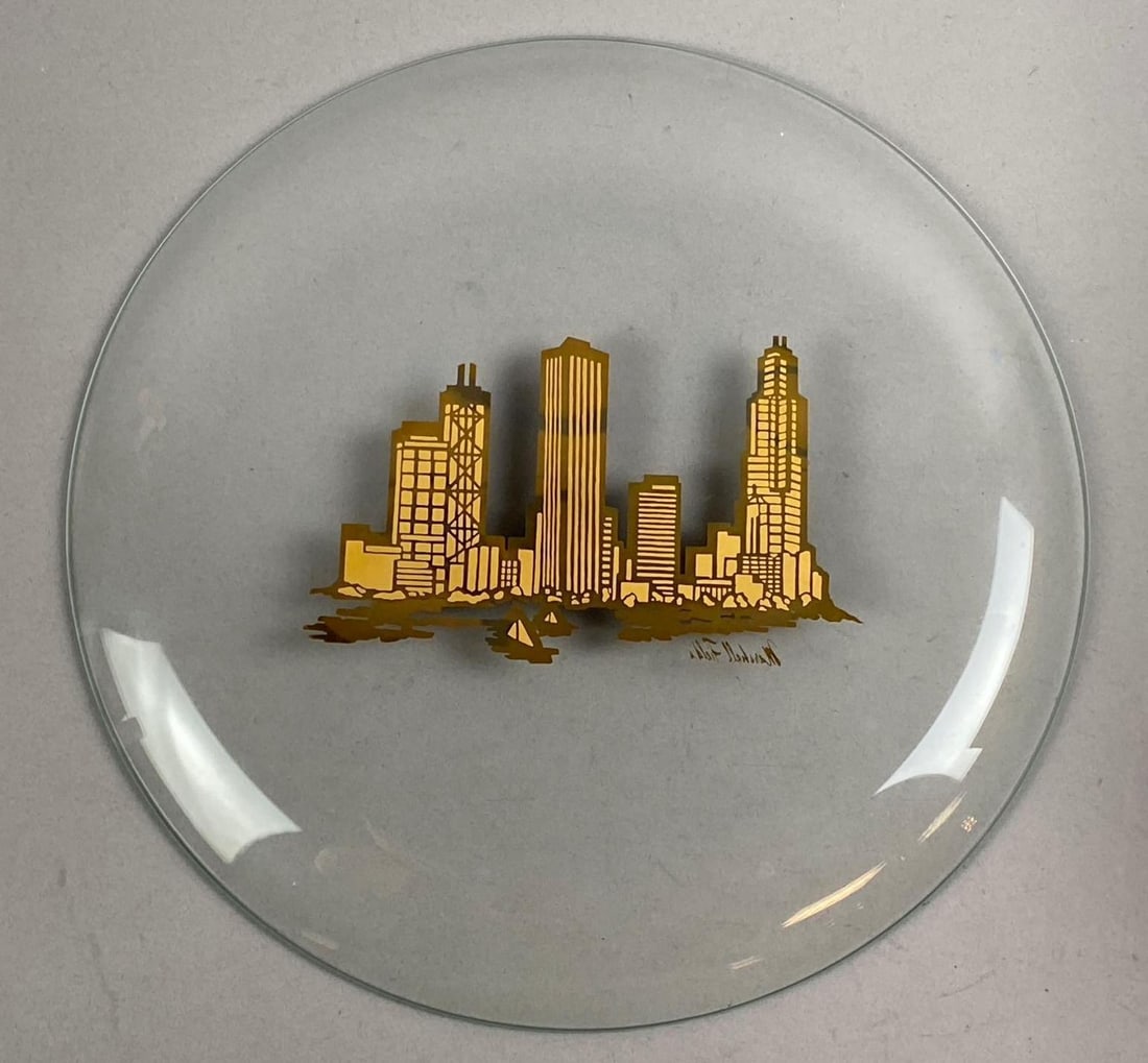 Vintage 1960s Marshall Field Chicago Skyline Clear Glass Plate (1 of 4)