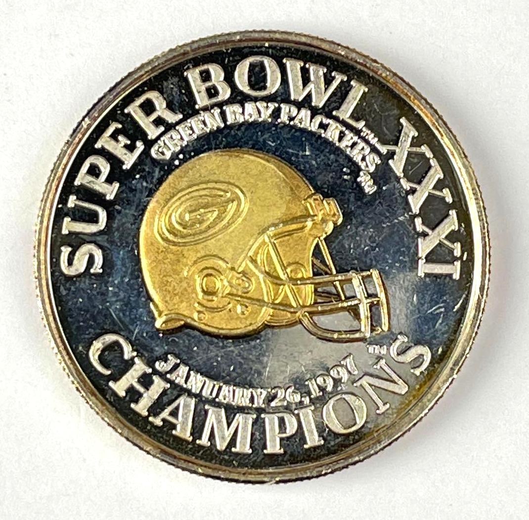 1997 Super Bowl XXXI Champions Greenbay Packers 1 oz .999 Fine Silver Round: 1997 Super Bowl XXXI Champions Greenbay Packers 1 oz .999 Fine Silver Round