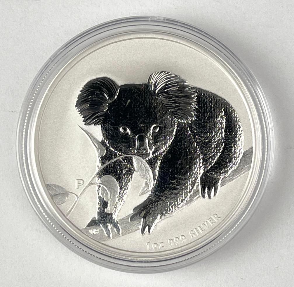 2010 P Australia $1 Koala 1 oz 999 Silver Coin (1 of 2)