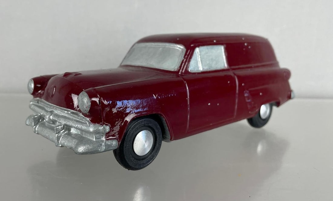 Reissue Banthrico 1953 Ford Sedan Delivery Dealership Promo Car Bank: SW brown, some chips
