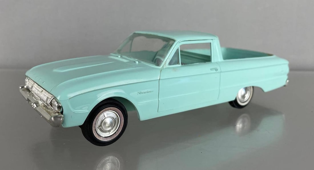AMT 1961 Ford Falcon Ranchero Dealership Promo Car (1 of 7)