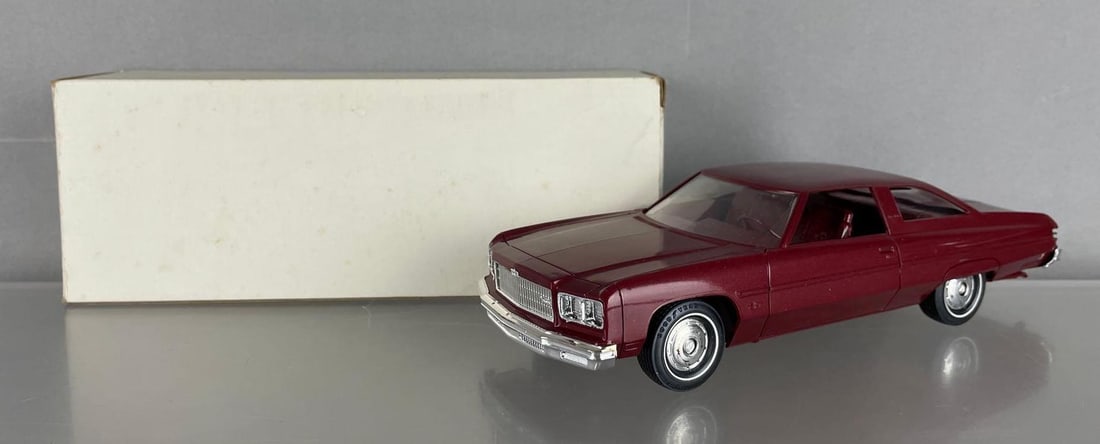 1975 Chevy Caprice Dealership Promo Car: Medium red, original box