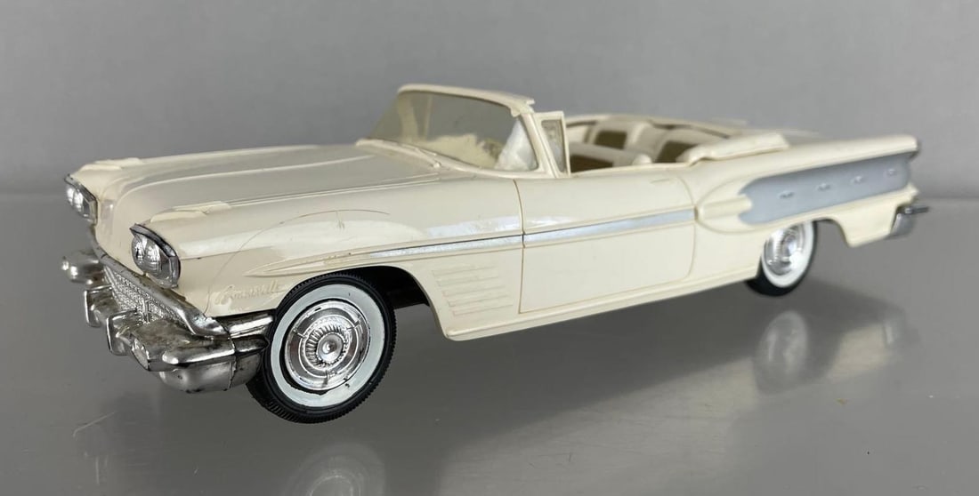 1958 Pontiac Bonneville Convertible Dealership Promo Car: White with silver, working friction, cracked front quarter panel