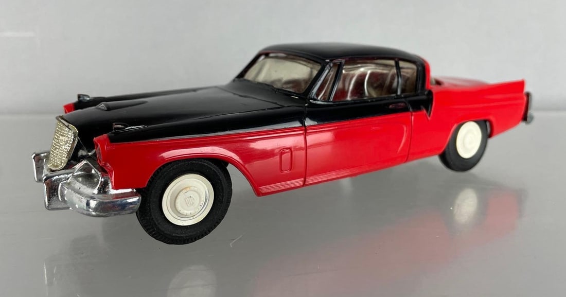 AMT1956 Studebaker Golden Hawk Dealership Promo Car (1 of 7)