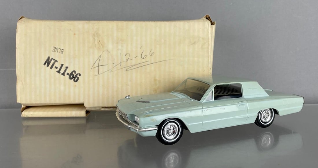 Philco 1966 Ford Thunderbird Dealership Promo Radio Car: Light blue, untested, missing one hood adornment, original packaging