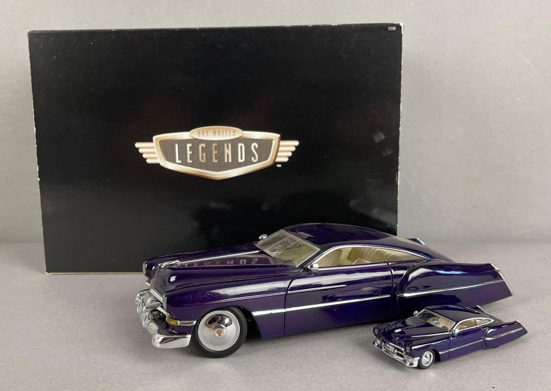 Mattel Hot Wheels Legends Cadzzilla Die-Cast Car Set: Limited edition no. A1825/20000. Original packaging and shipping box, larger rear taillight falls out easily