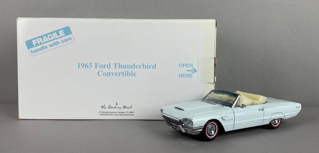 Danbury Mint 1965 Ford Thunderbird Convertible Die-Cast Car: Includes white soft top, original packaging