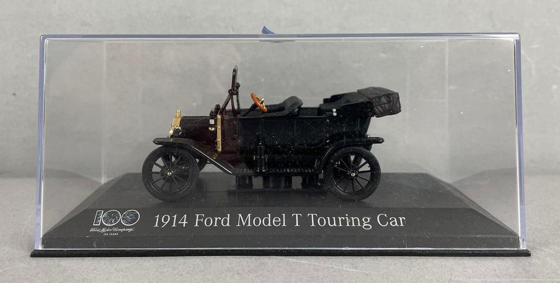 100 Years 1914 Ford Model T Die-Cast Touring Car (1 of 2)