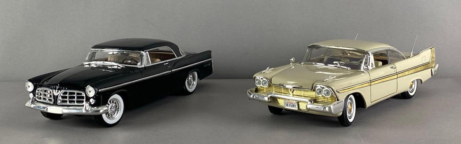 Group of 2 1950s Die-Cast Cars (1 of 3)