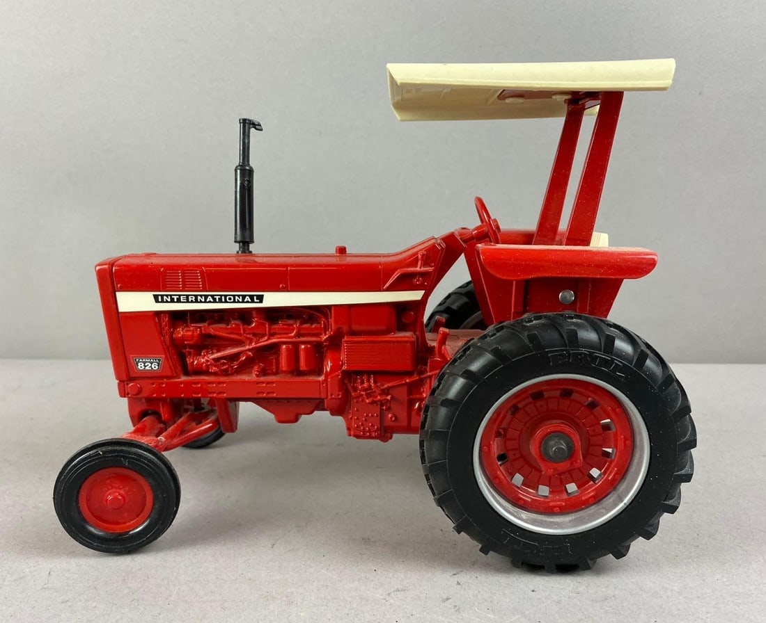 ERTL International Farmall 826 1/16 Scale Die-Cast Vehicle: Has paint chips.
