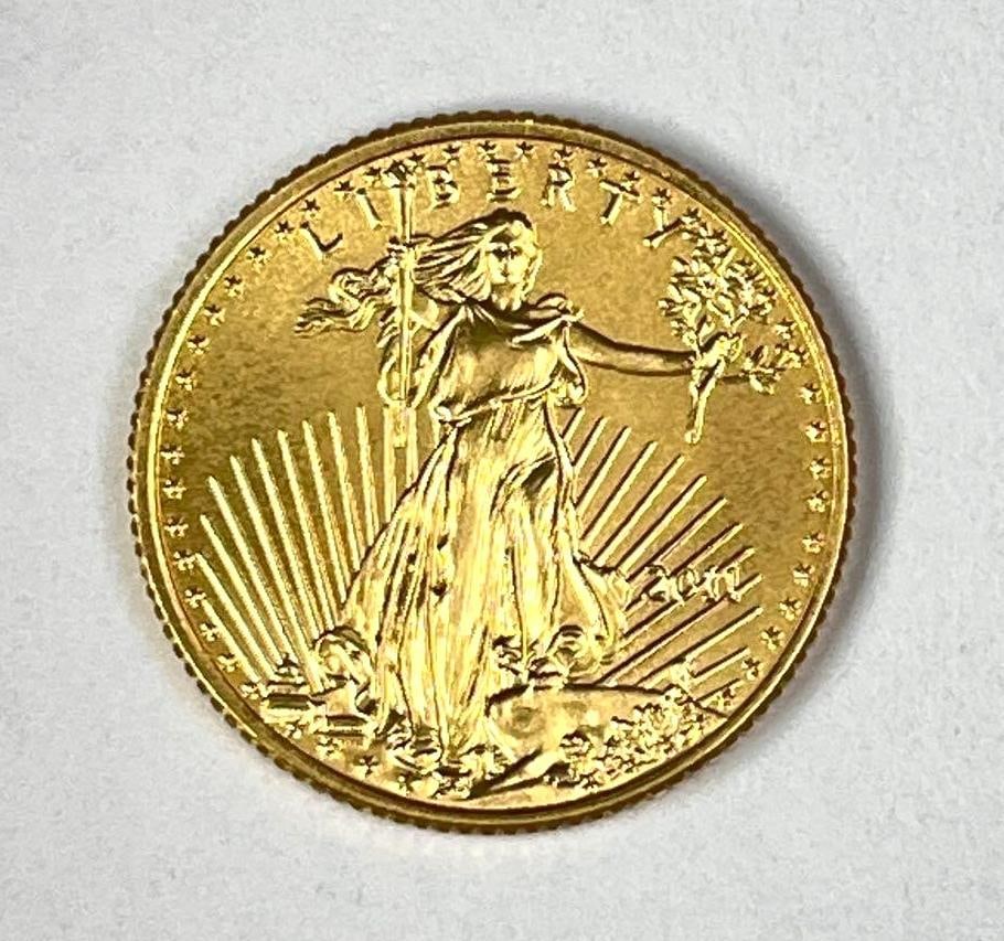 2011 US $5 American Gold Eagle 1/10 oz Fine Gold Coin (1 of 2)