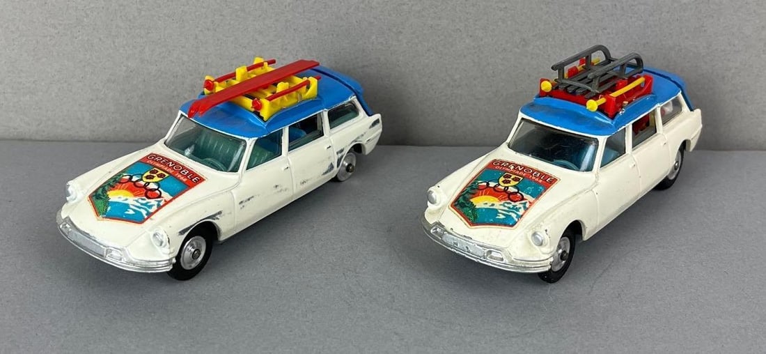 Group of 2 1968 Corgi Citroen Safari Grenoble Olympiade Die-Cast Vehicles (1 of 4)