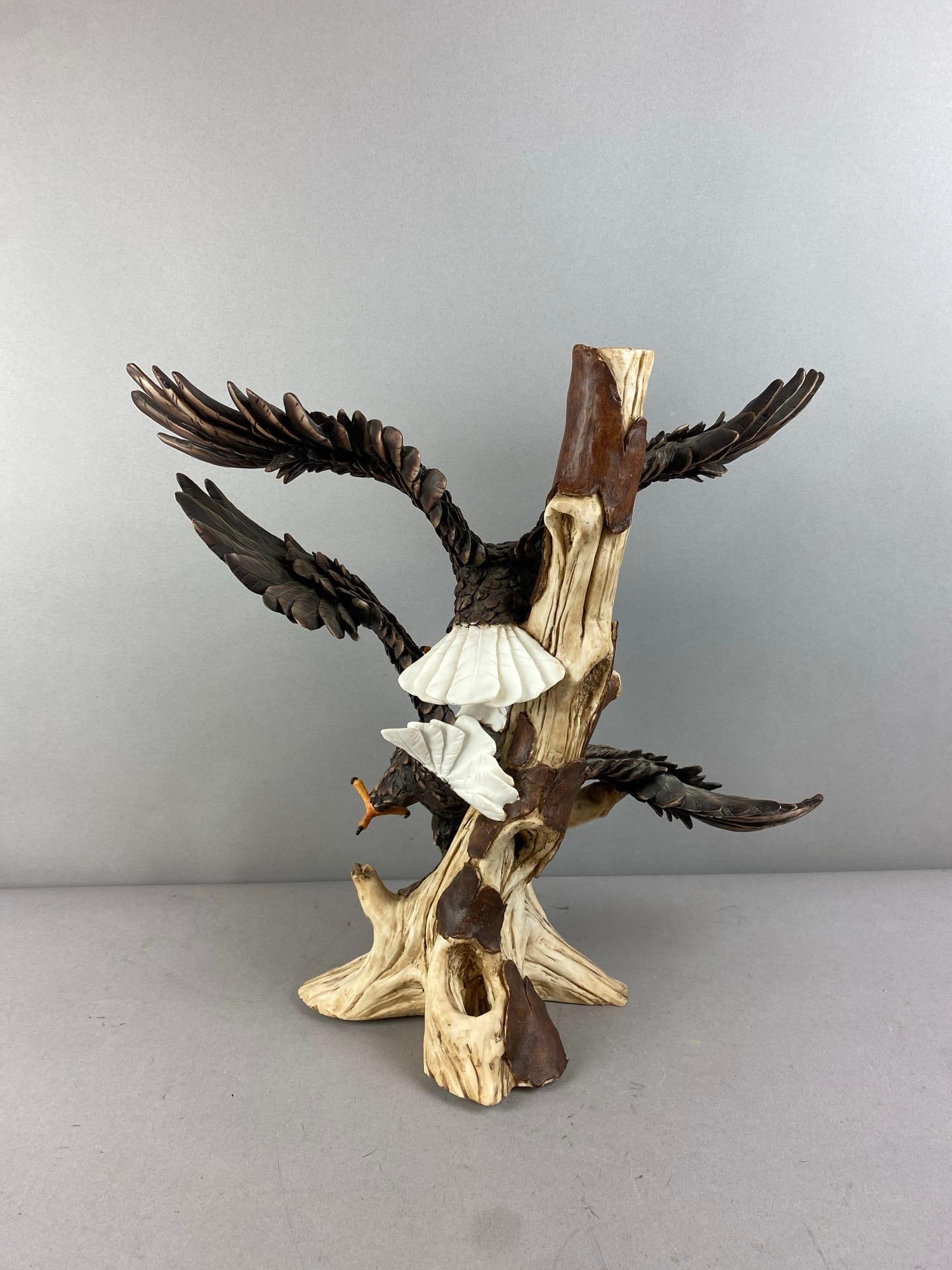 Leonardo Collection Resin Fighting Eagles Statue - 2