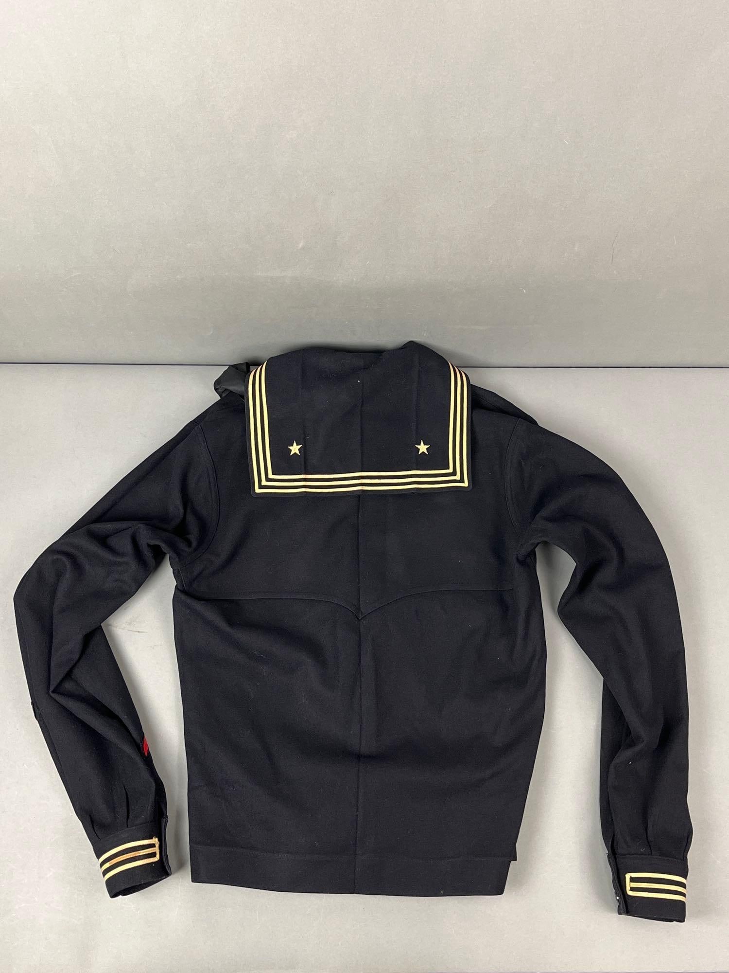 US Navy Uniform - 4