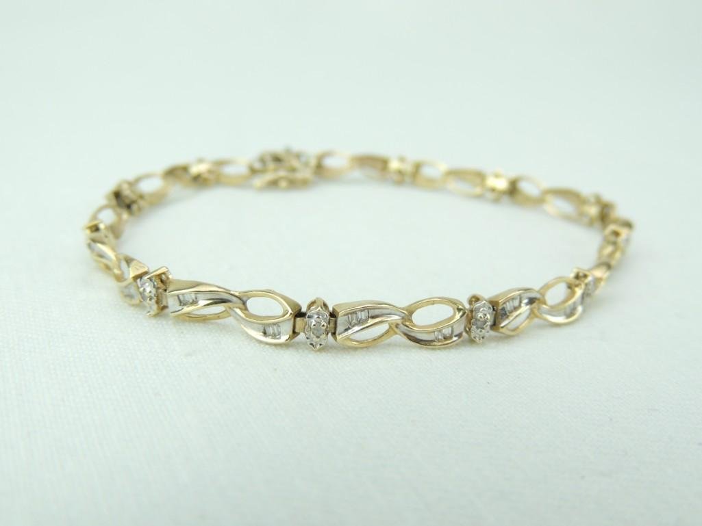 Diamond Link Bracelet 10K Gold (1 of 2)