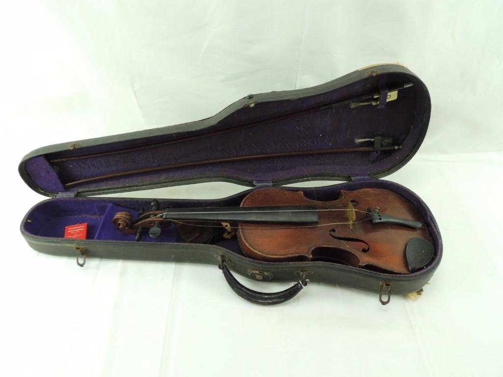 Antonius Stadiuarious Made in Germany Violin with Hard: In house shipping available for all lots