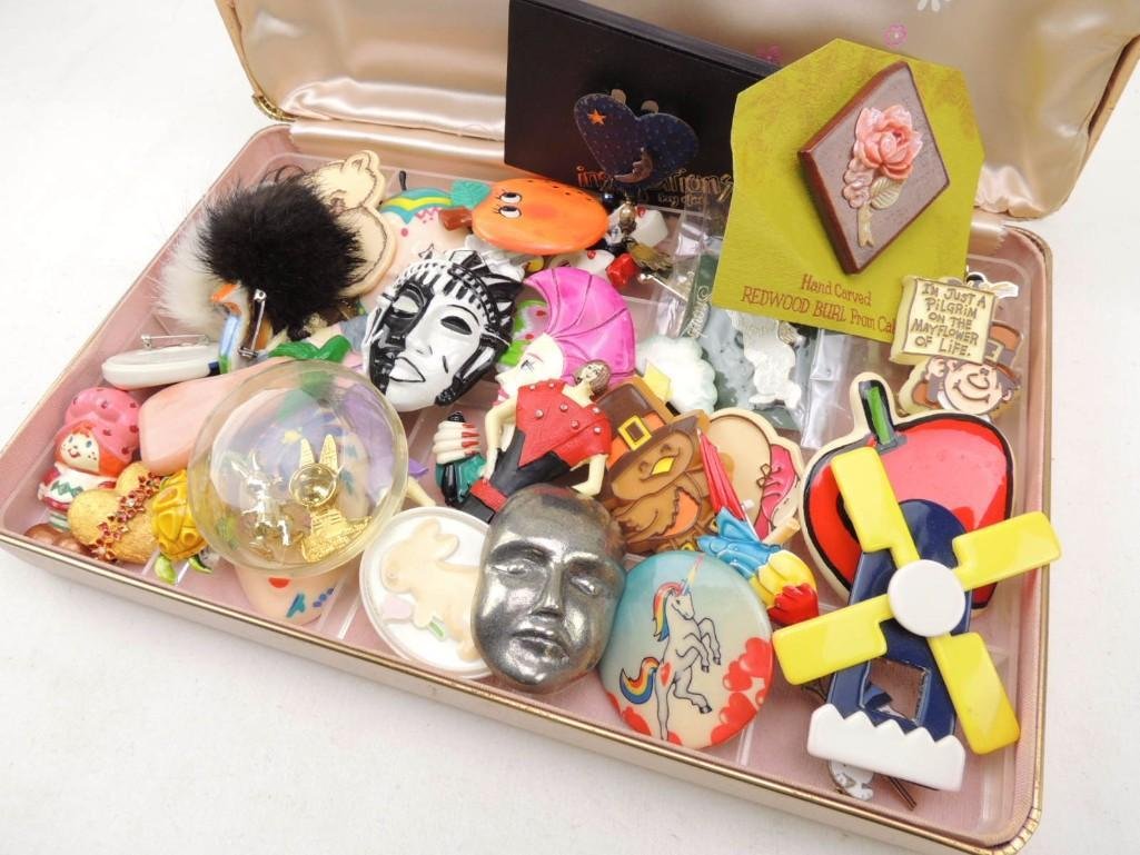 Vintage Brooch Lot (1 of 1)