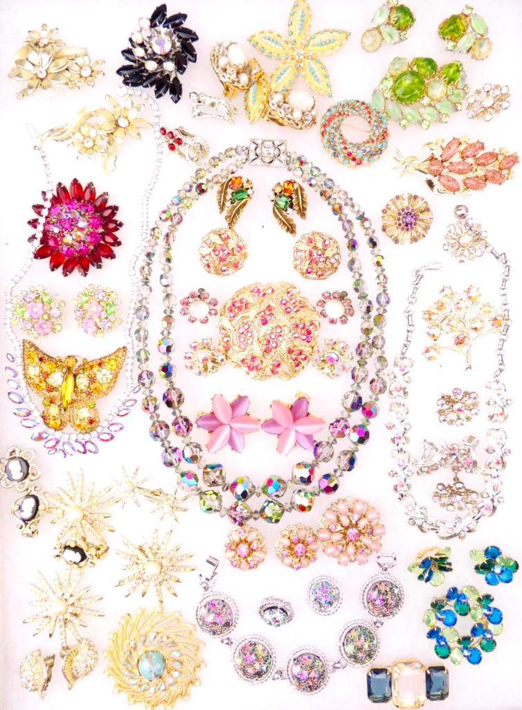 Large Group of Vintage Costume Jewelry (1 of 2)
