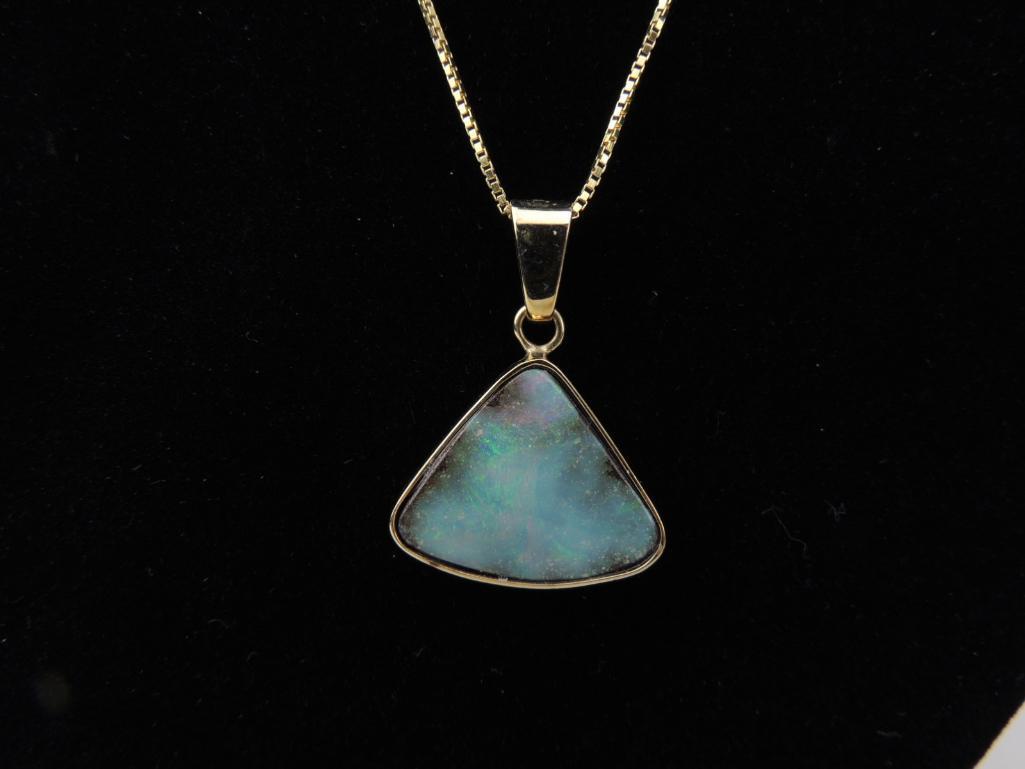 14k Yellow Gold Opal Pendant & Chain (1 of 5)