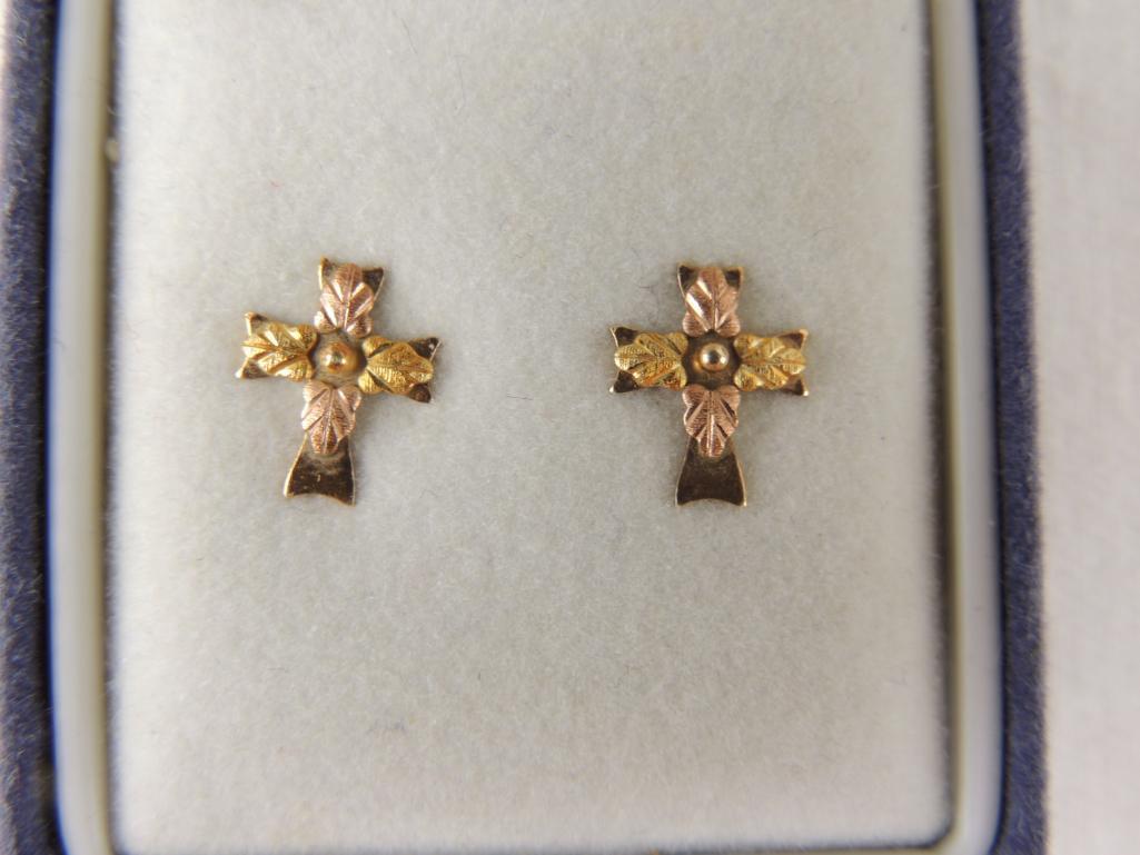 10k Black Hills Gold Cross Earrings: 0.7 grams