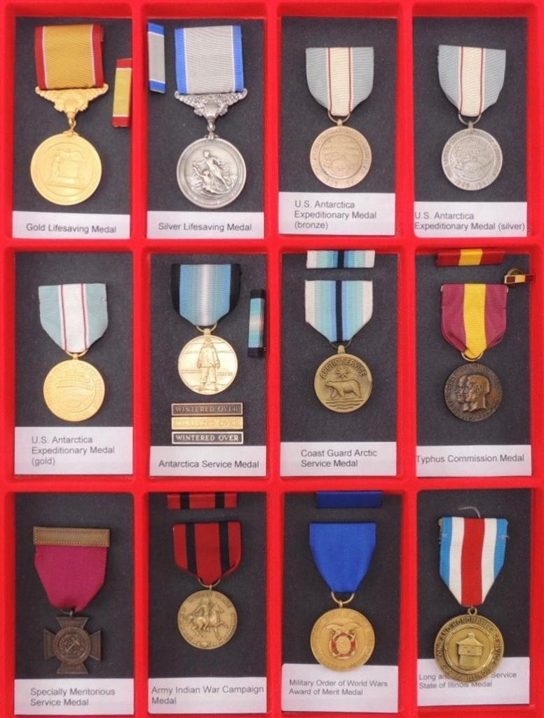 Group of 12 U.S. Medals (1 of 4)