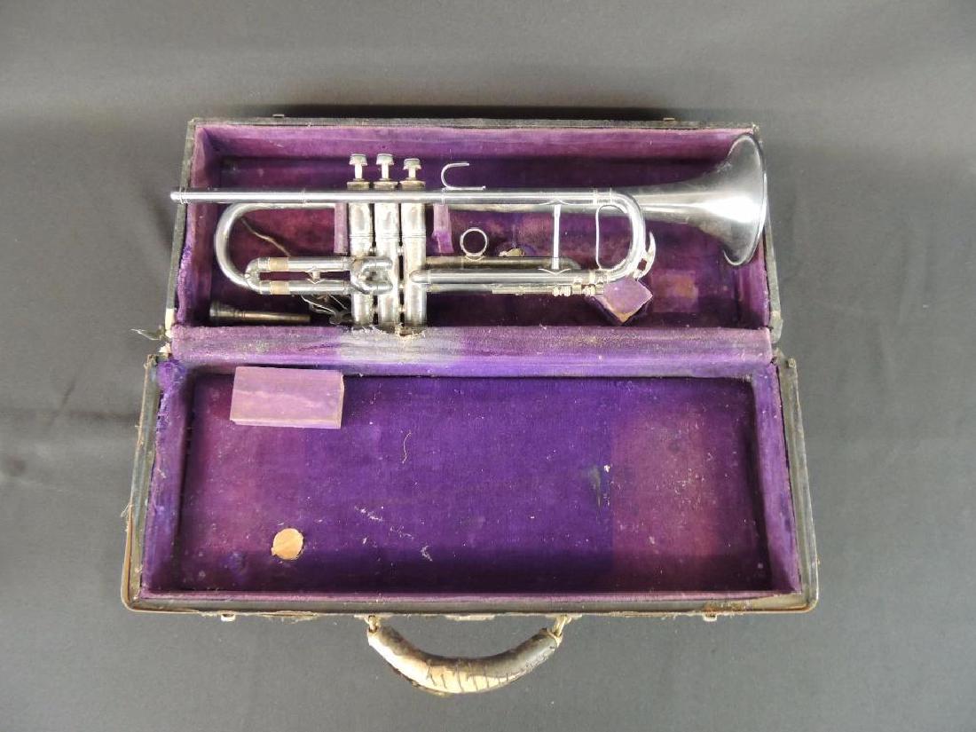Pan American Antique Trumpet with Case (1 of 4)