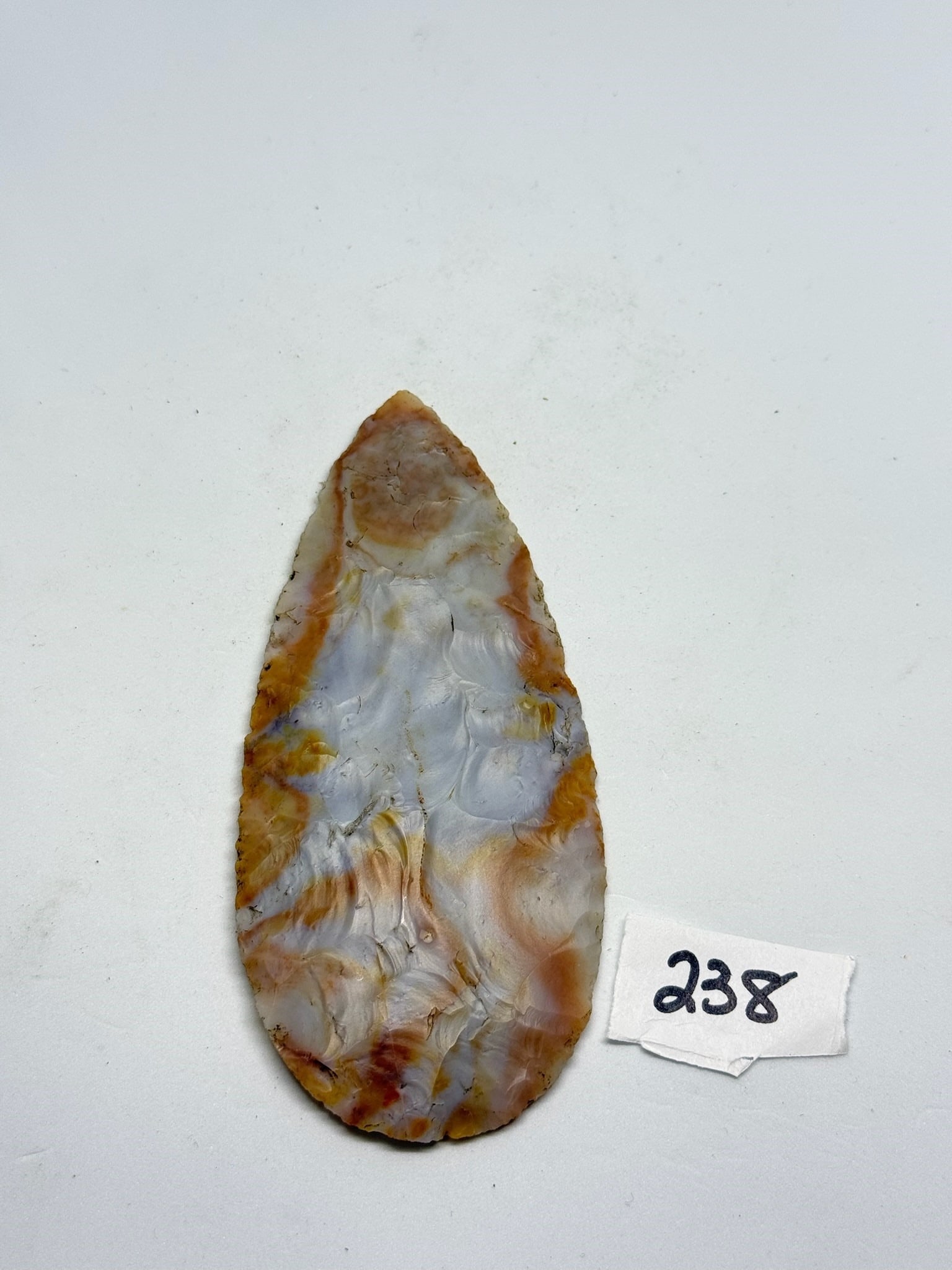 Flint Ridge Cashe Blade: 4 1/4 by 2 in. Flint Ridge Cache Blade - Hardin County Ohio - Red and White - Ex Diller.