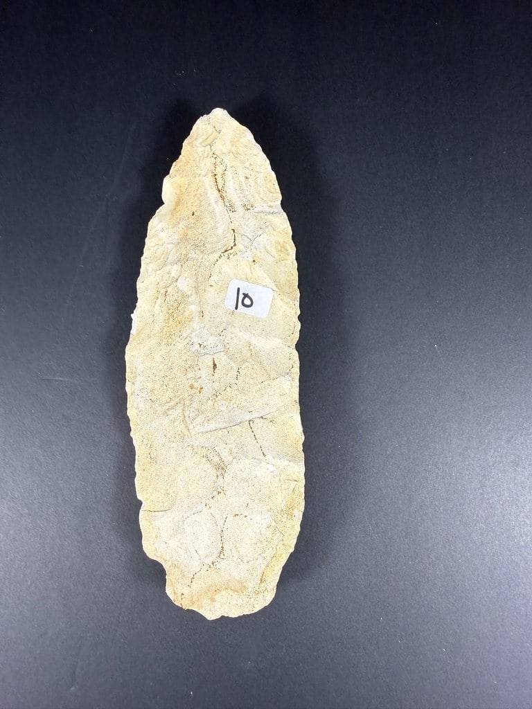 Chert Hoe: 8 by 3" Chert Hoe