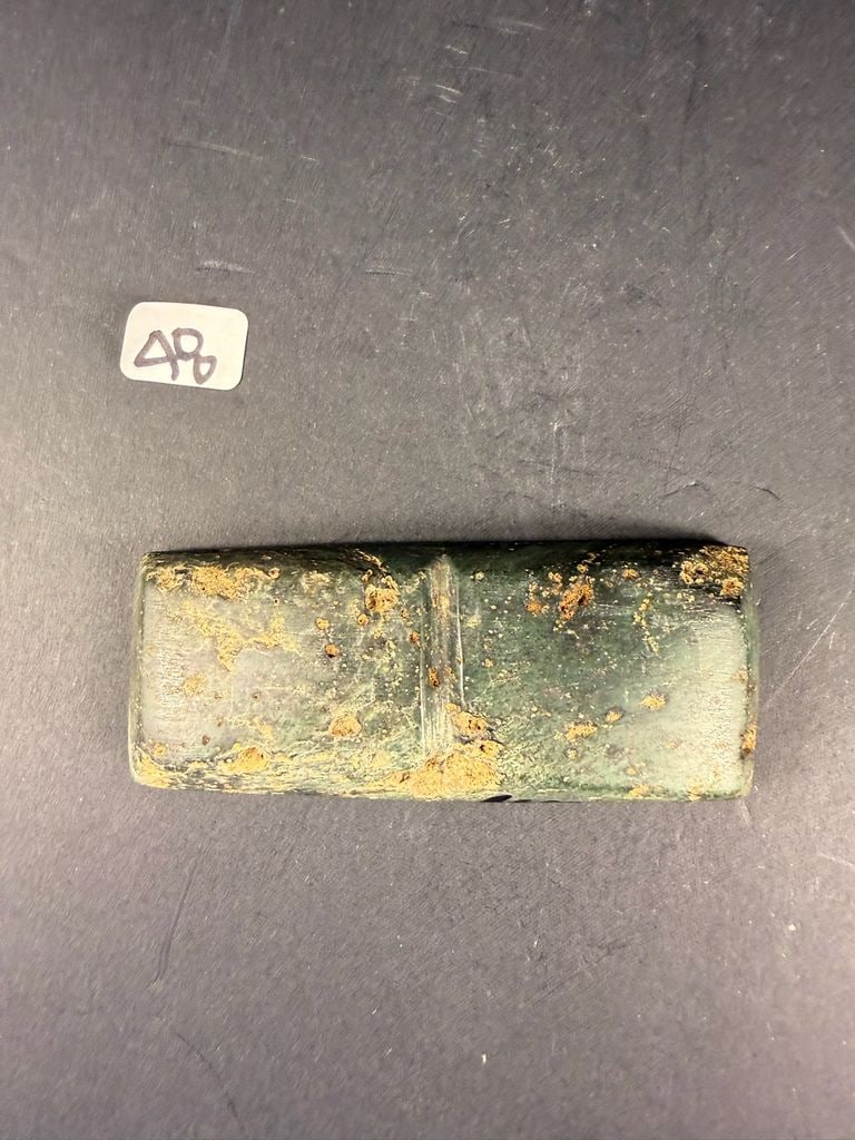 Chlorite Elliptical Bar: 3 1/2 by 1 1/2" Clorie Elliptical Bar - Ross Co, Ohio