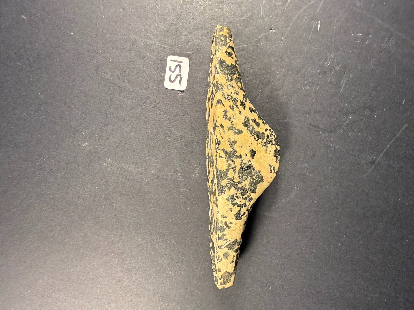Granite Boat Stone: 5 1/2 by 1 1/2" Granite Boatstone - Tennessee