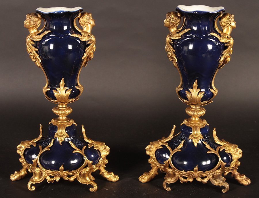 A PAIR OF 19TH CENTURY PORCELAIN DORE BRONZE VASES (1 of 8)
