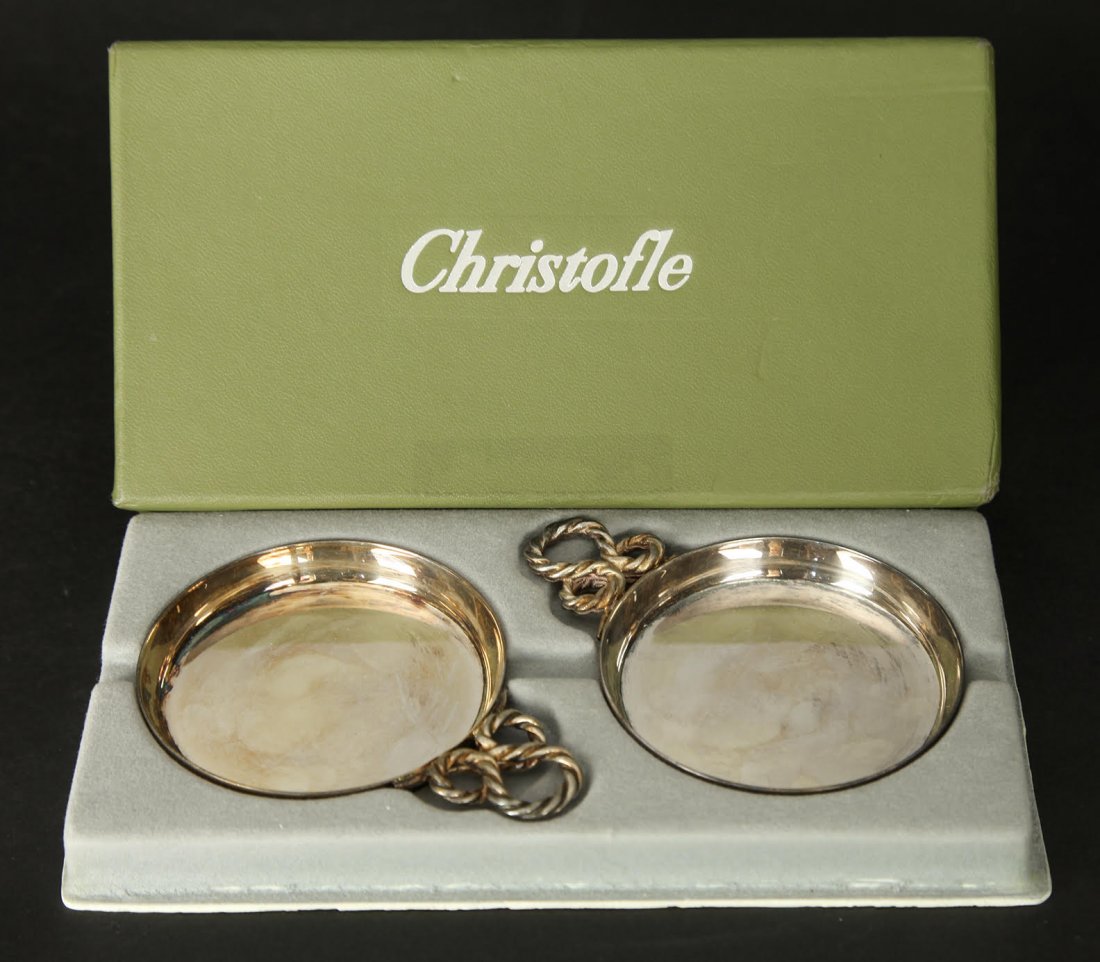Pair of Silver-plated Christofle Ashtrays: Pair of Silver-plated Christofle Ashtrays=========================================H 0.5" X L 4" X W 3"