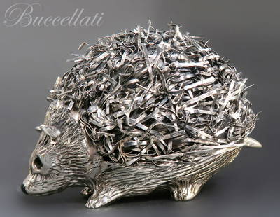 "Mario Buccellati", Italian Sterling Silver Hedgehog: Mario Buccellati, Italian Sterling Silver Hedgehog. 2.5" x 1.5" x H 1.5"