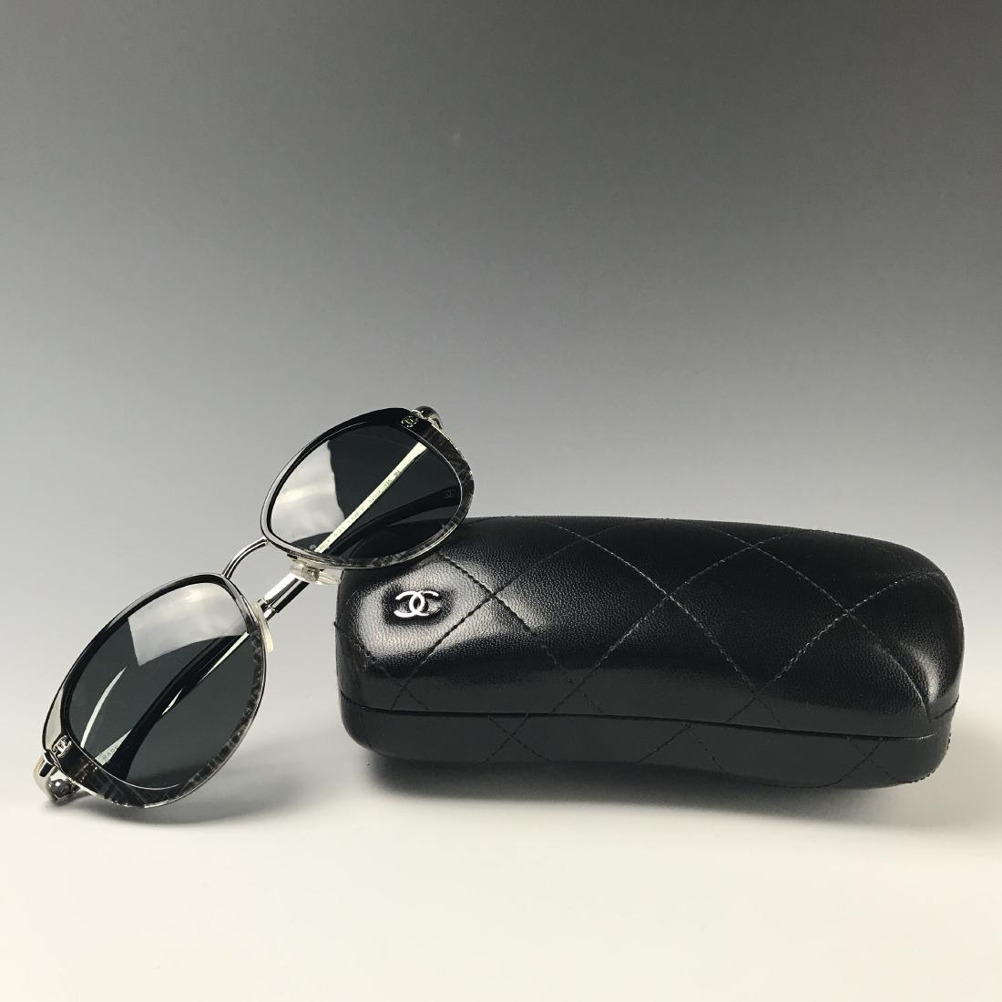 Authentic Chanel Sunglasses (1 of 4)