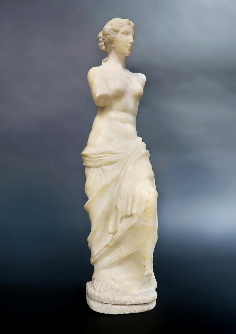 19th C. Continental Marble Sculpture of Venus de Milo (1 of 2)