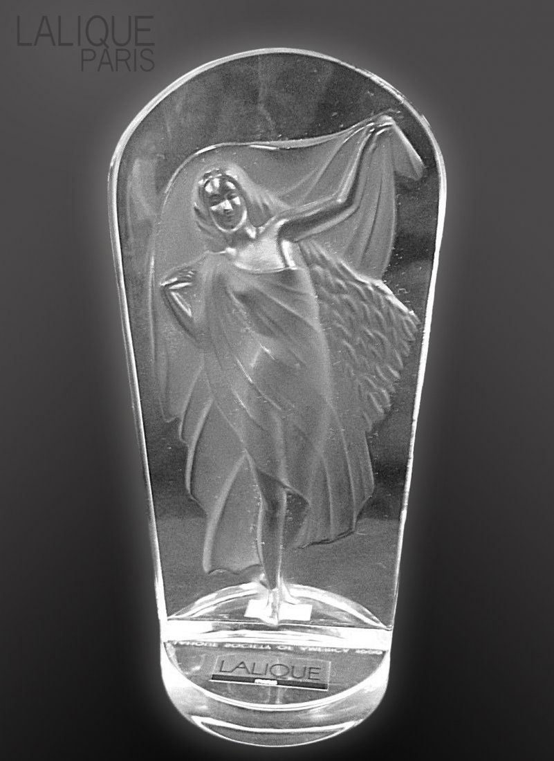 LALIQUE Lady Frosted Crystal Decorative Statue