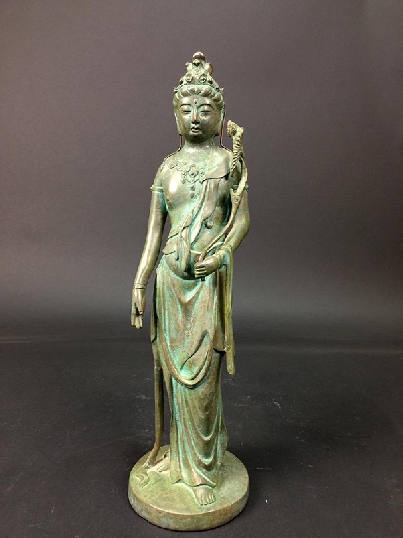 An Old Chinese Bronze Sculpture (1 of 3)