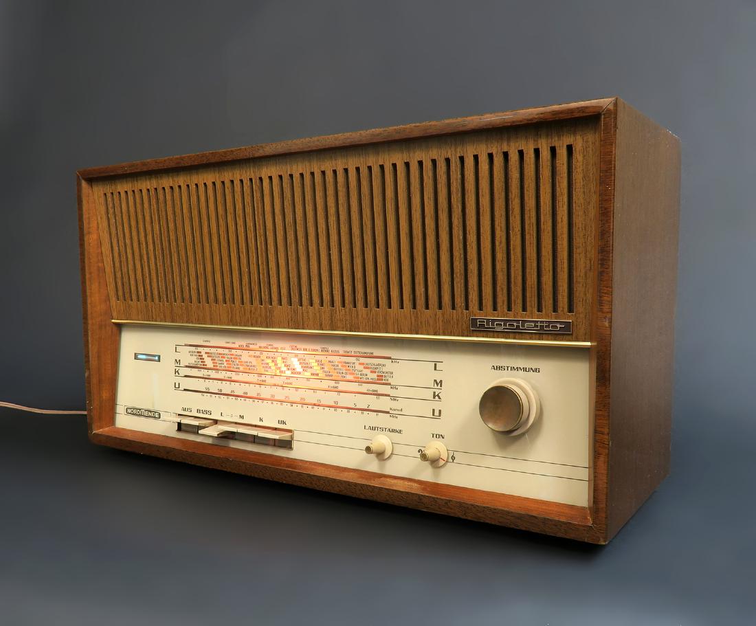 German Nordmende Rigoletto Multi-Band Tubed Radio (1 of 8)