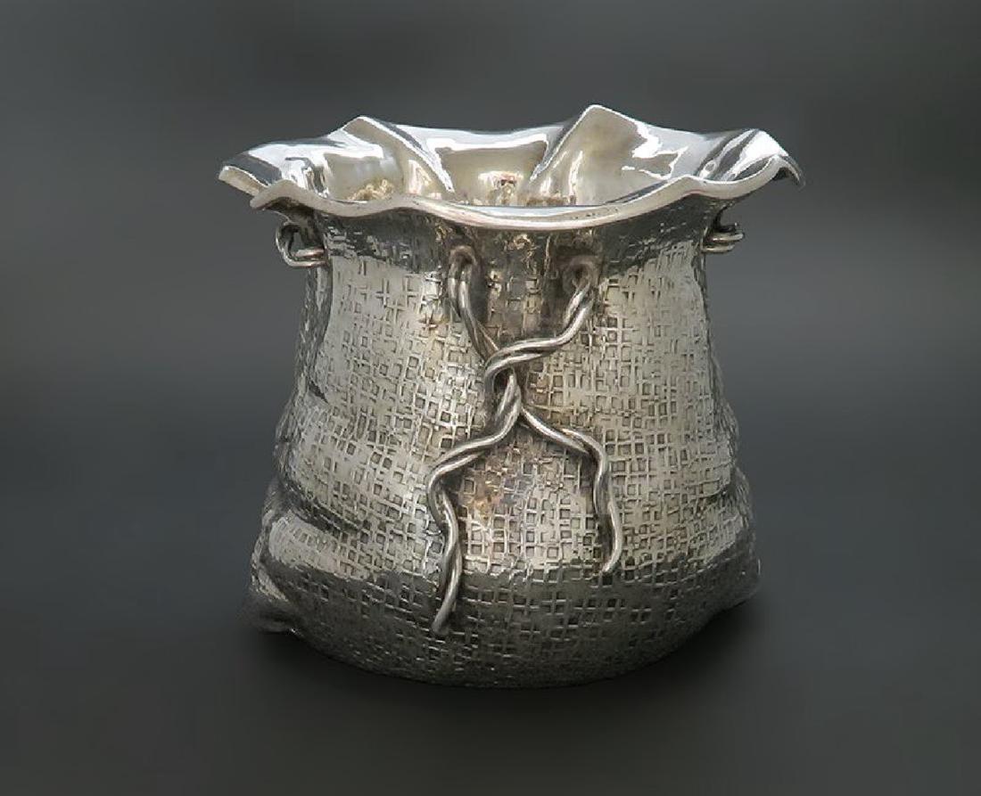 Italian "Carlo Colombo" Sterling Silver Figural Sack: Italian Sterling Silver Figural Sack by Master: "Carlo Colombo". H: 105mm, W: 314 Grams
