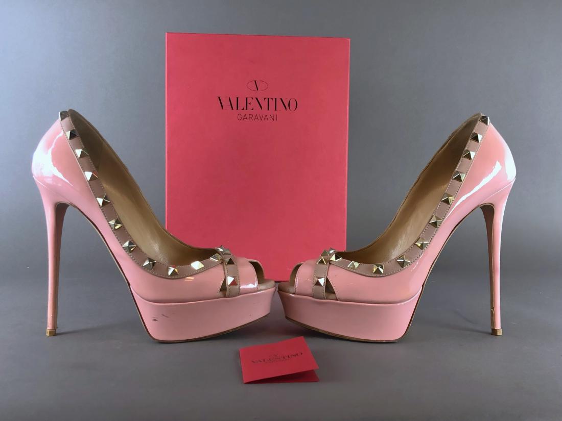 Valentino pink patent leather stilettos (1 of 8)