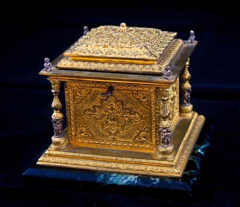 19TH CENTURY FRENCH GILT BRONZE FIGURAL JEWLRY BOX (1 of 2)
