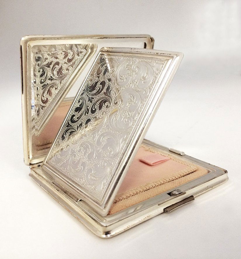 German 825 Silver Powder Box (1 of 5)