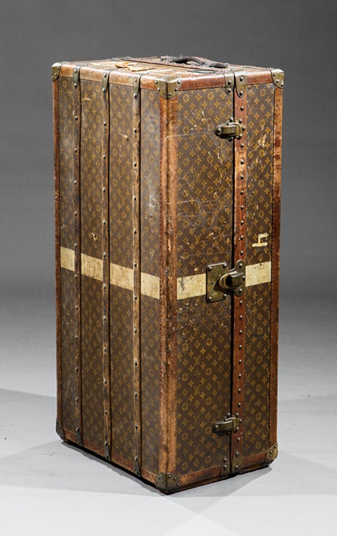 Louis Vuitton Monogram Canvas Trunk (1 of 4)