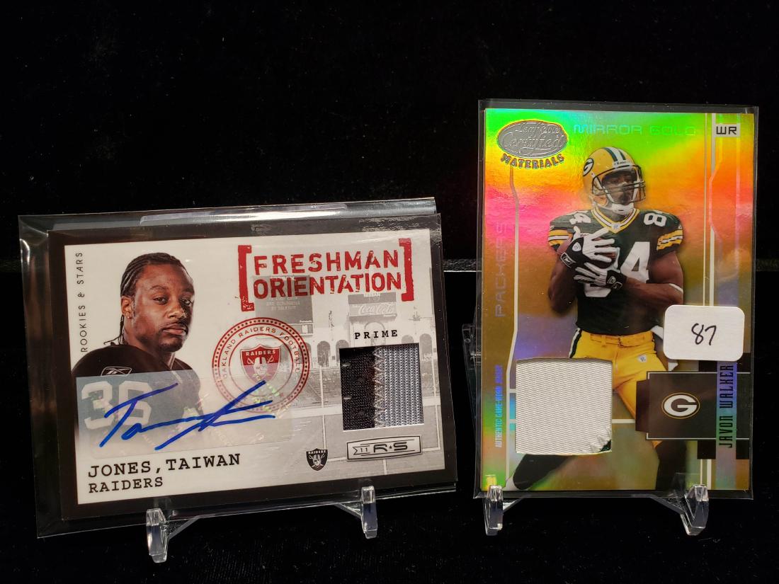 NFL FOOTBALL GAME USED JERSEY MEMORABILIA RELIC CARD (1 of 1)