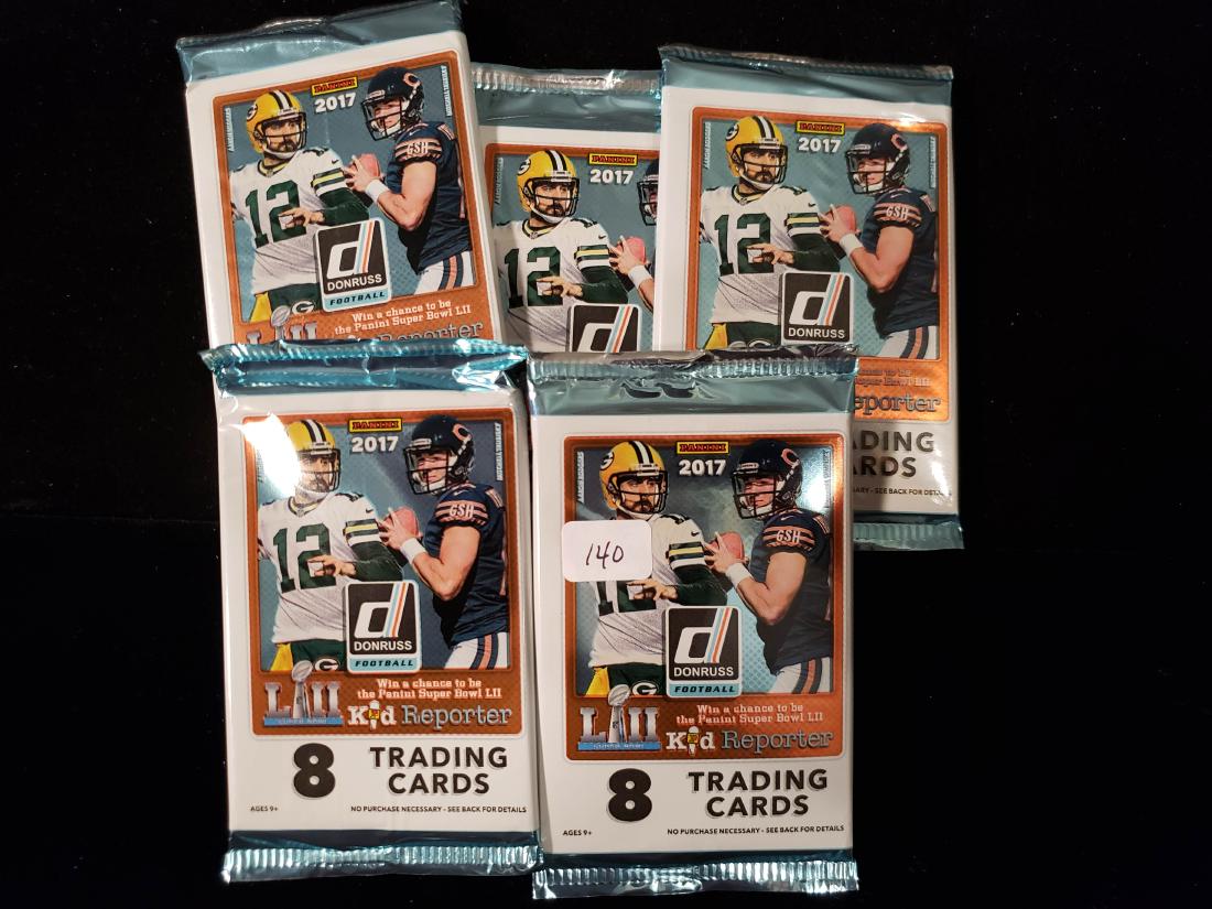 LOTOF 5 2017 PANINI DONRUSS FOOTBALL UNOPENED FOIL PACK (1 of 1)