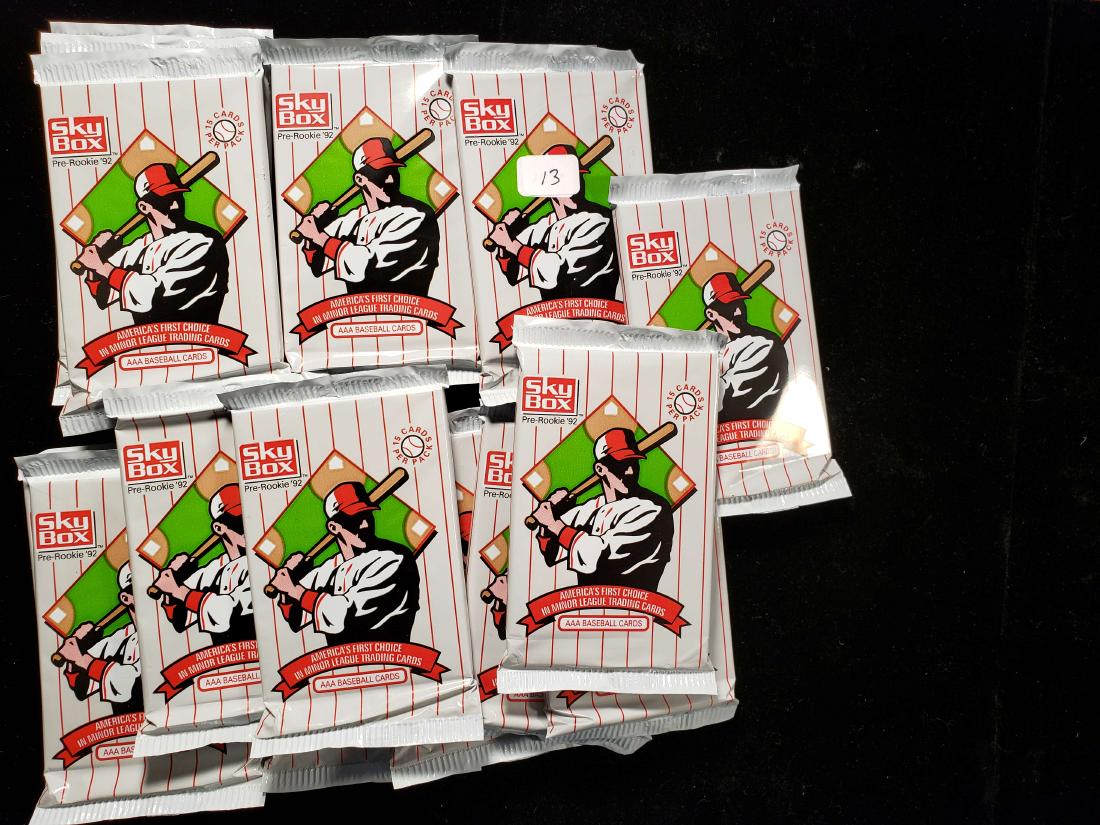 VINTAGE UNOPENED BASEBALL WAX PACK LOT (1 of 1)